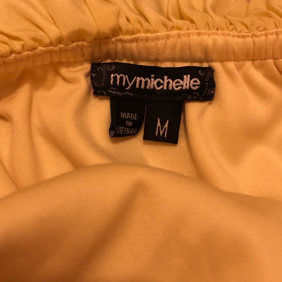 Yellow Strapless Ruffle Top Mini Dress w Belt Size Medium - Picture 3 of 5